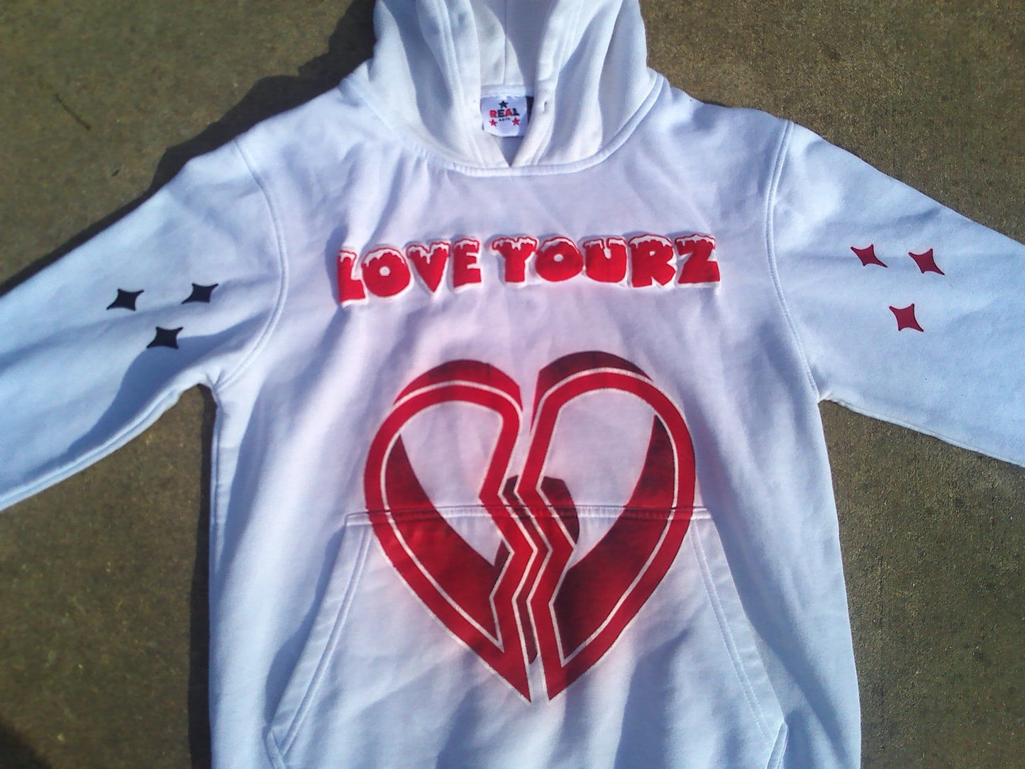 WHITE LOVE YOURZ HOODIE